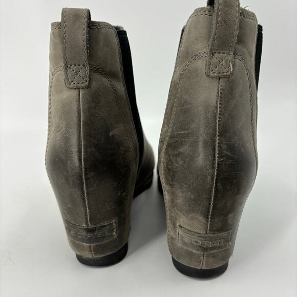 Sorel Lea Hidden Wedge Chelsea Ankle Boots Gray Leather Pull On Women's Size 10 - Picture 10 of 12